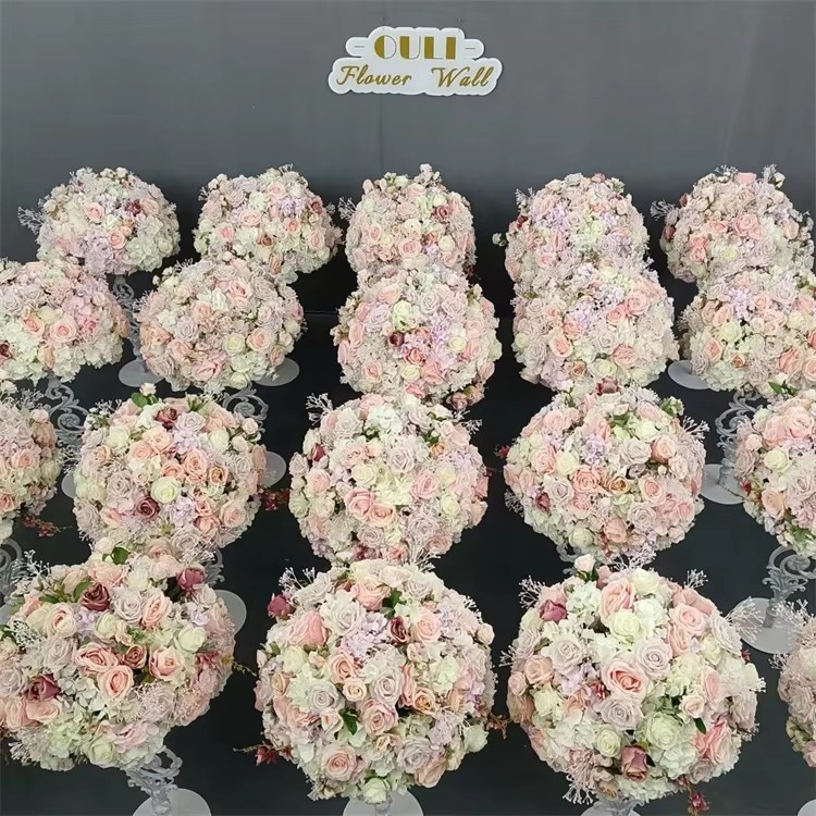 Jednoduchý recept na centerpiece umělého pivoňky