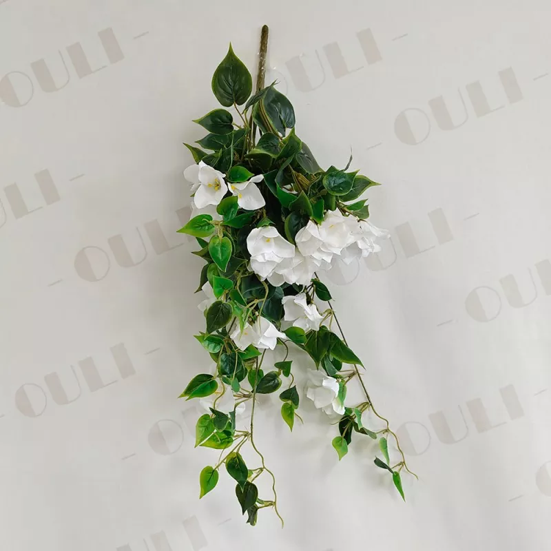 Fake Bougainvillea visící květiny